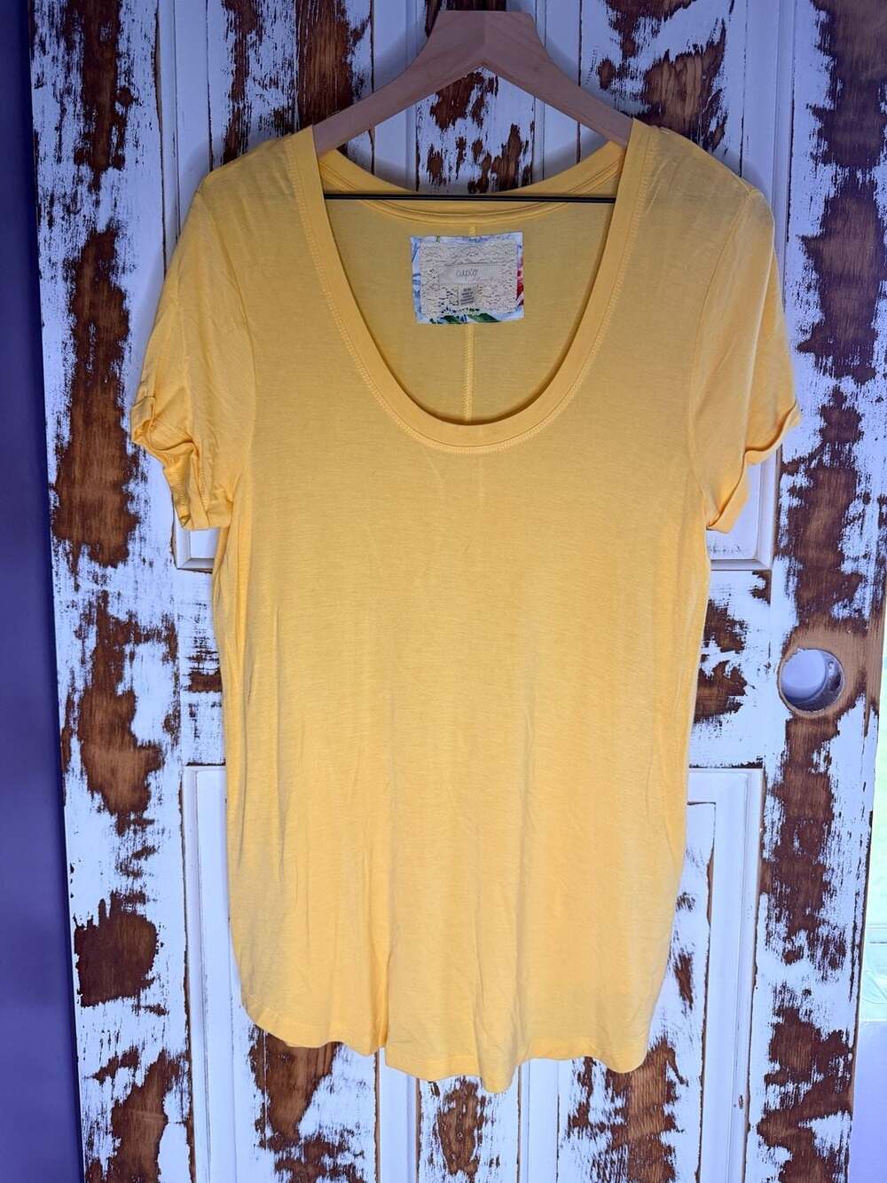 Cupio Blush Yellow Scoop Neck Short Sleeve T-Shirt Size M